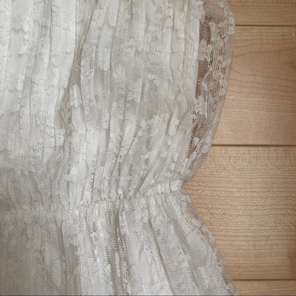 Soprano Lace Summer Dress - Picture 3 of 5